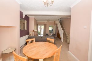 Lounge/Diner- click for photo gallery